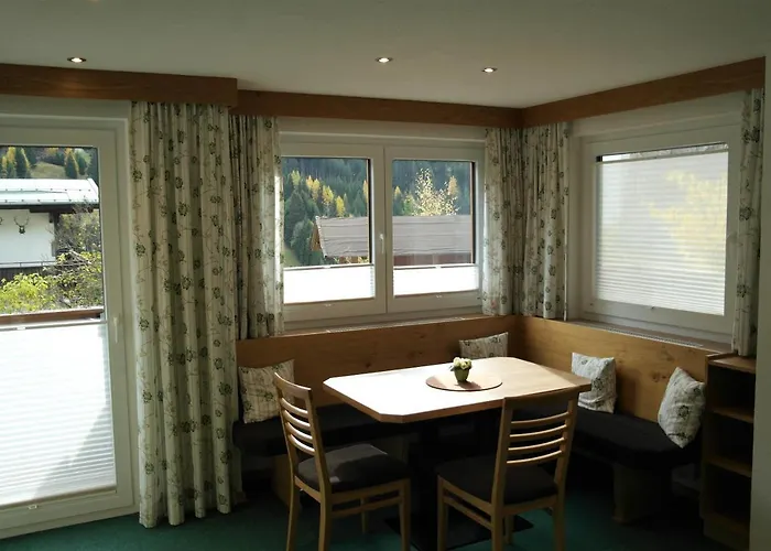 Haus Antonia בית הארחה